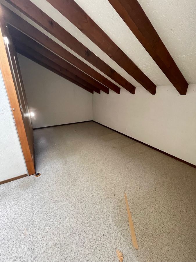 Zimmer unter der Dachschräge, Birkenweg 5 Brugg